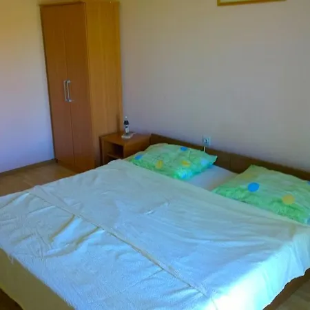 Apartment Grebastica 14014b *