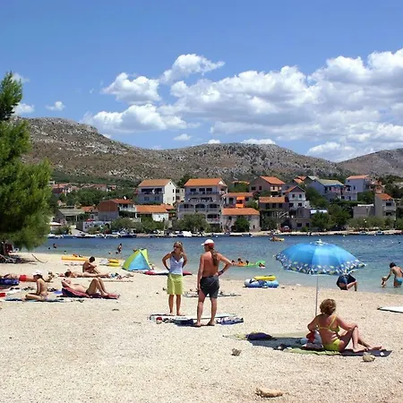 Grebastica 14014b Brodarica (Sibenik-Knin)